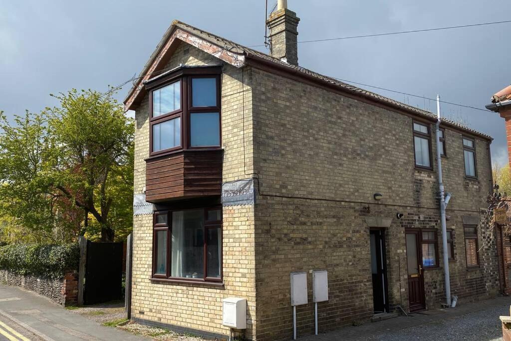 케싱랜드 1St Floor Flat In Mews 아파트 외부 사진