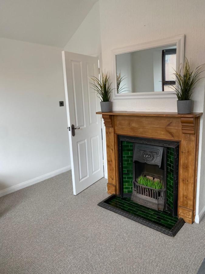 케싱랜드 1St Floor Flat In Mews 아파트 외부 사진